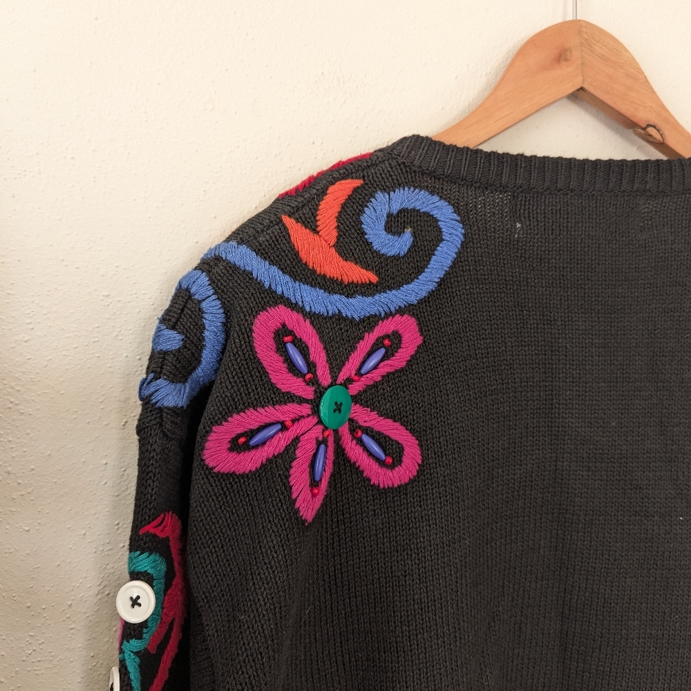 Vivian Wang | Kitty Hawk | 80s | Embroidered Beaded Multicolored Cardigan - Picture 6 of 9